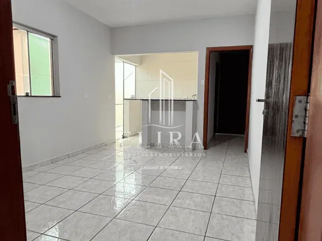 Casa com 125m² 2 quartos e 2 banheiros, à venda, no bairro Jardim São Francisco em Santa Bárbara D'Oeste
