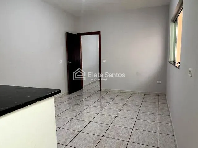 Casa com 125m² 2 quartos e 2 banheiros, à venda, no bairro Jardim São Francisco em Santa Bárbara D'Oeste