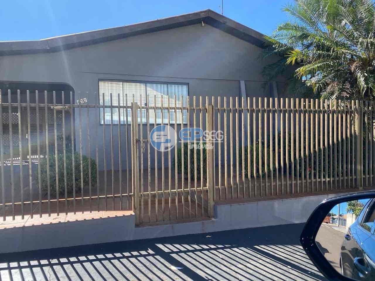 Casa, 2 quartos, 150 m² - Foto 1