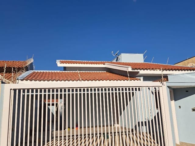 Casa com 220m² 3 quartos e 3 banheiros, à venda, no bairro Parque Juriti em São José do Rio Preto