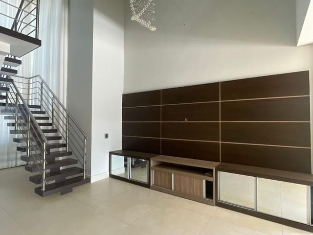 Casa com 450m² 3 quartos e 1 banheiro, à venda ou para alugar, no bairro Riviera Tamborlim em Americana
