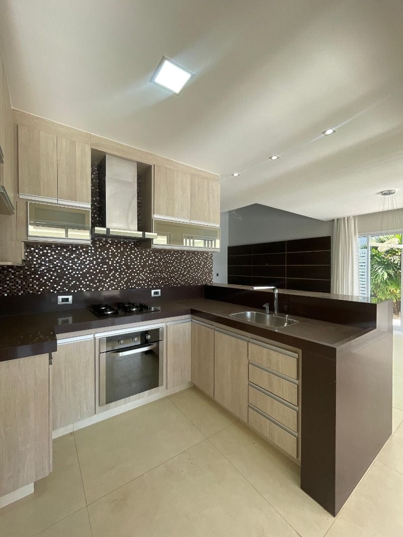 Casa, 3 quartos, 266 m² - Foto 6