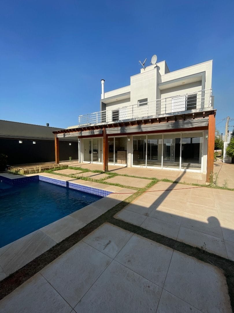 Casa, 3 quartos, 266 m² - Foto 24