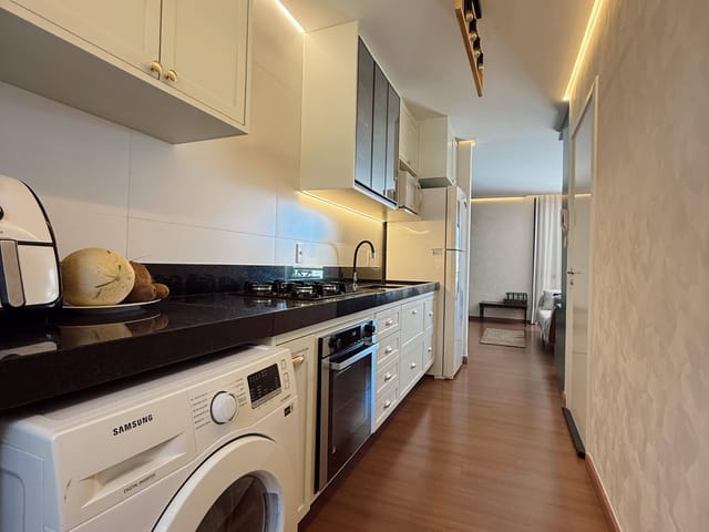 Casa 3 quartos e 4 banheiros, à venda, no bairro Morada de Laranjeiras em Serra