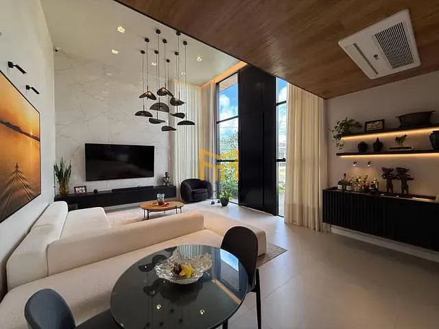 Casa com 450m² 4 quartos e 6 banheiros, à venda, no bairro Parque Verde em Belém