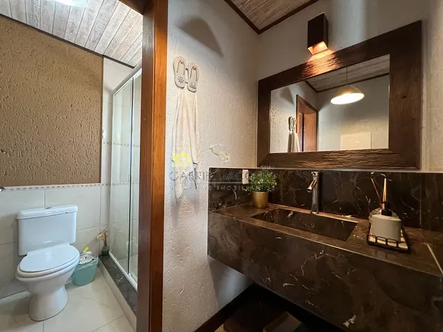 Casa com 360m² 3 quartos e 2 banheiros, à venda, no bairro Pedra Branca em Palhoça