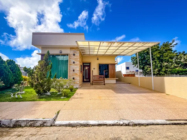 Casa com 300m² 3 quartos e 3 banheiros, à venda, no bairro Zona de Expansão (Mosqueiro) em Aracaju