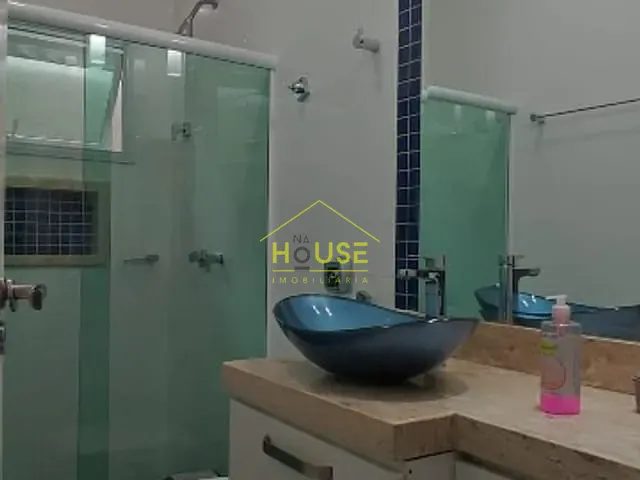 Casa com 570m² 3 quartos e 4 banheiros, à venda, no bairro Loteamento Bandeirantes em Votuporanga
