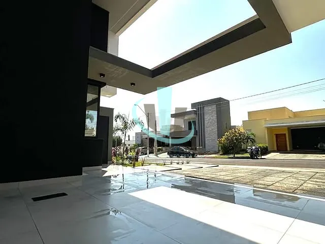 Casa com 300m² 3 quartos e 4 banheiros, à venda ou para alugar, no bairro QUINTA DO SALTO RESIDENCE em ARARAQUARA