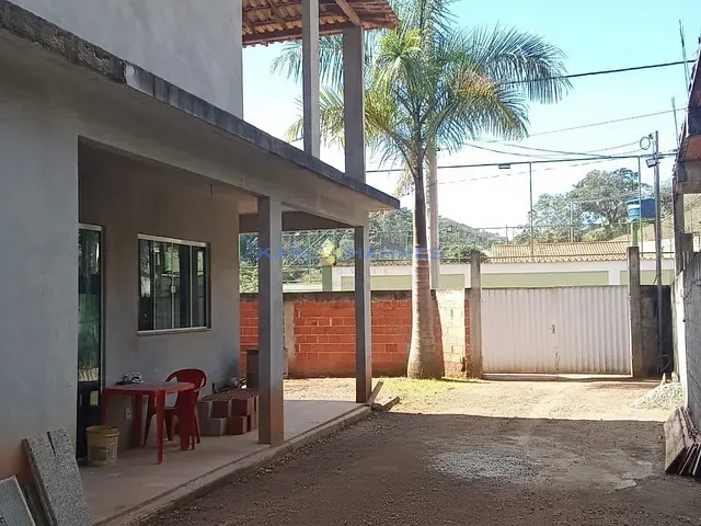 Casa 3 quartos e 3 banheiros, à venda, no bairro São Lourenço em São José do Vale do Rio Preto
