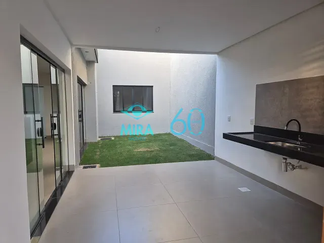 Casa com 210m² 3 quartos e 3 banheiros, à venda, no bairro Jardim Atlântico em Goiânia