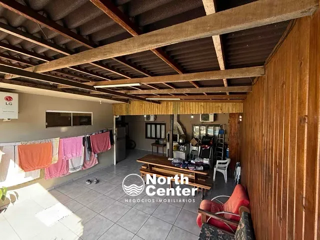 Casa com 360m² 3 quartos e 3 banheiros, à venda, no bairro Jardim Sofia em Joinville
