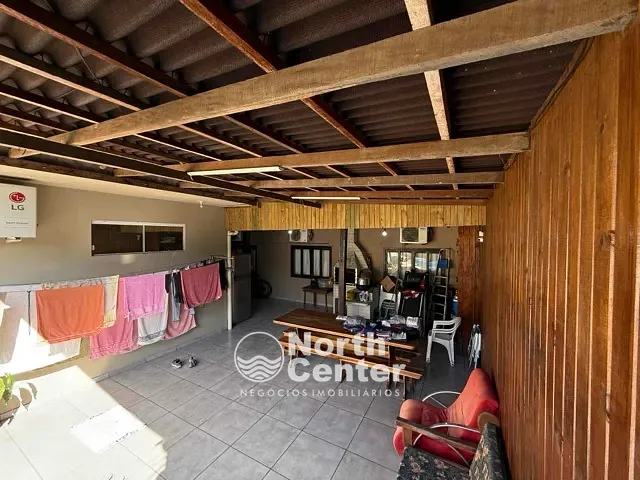 Casa com 360m² 3 quartos e 3 banheiros, à venda, no bairro Jardim Sofia em Joinville