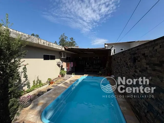 Casa com 360m² 3 quartos e 3 banheiros, à venda, no bairro Jardim Sofia em Joinville