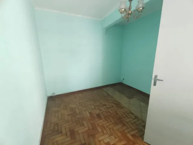 Casa com 300m² 1 quarto e 1 banheiro, para alugar, no bairro Água Rasa em São Paulo