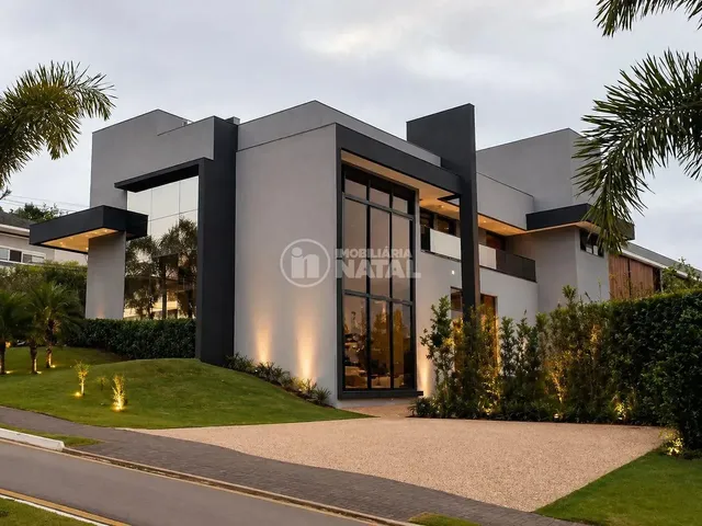 Casa com 913m² 4 quartos e 6 banheiros, à venda, no bairro Esperança em Londrina