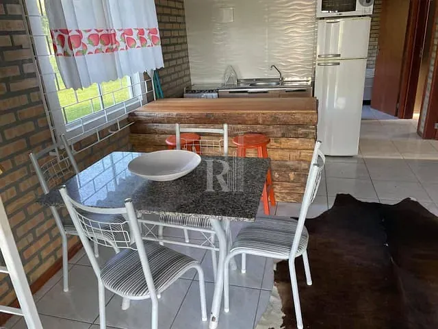 Casa com 700m² 3 quartos e 3 banheiros, à venda, no bairro Timbé em Tijucas