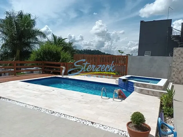 Casa com 1000m² 3 quartos e 4 banheiros, à venda, no bairro Santa Candida em Vinhedo