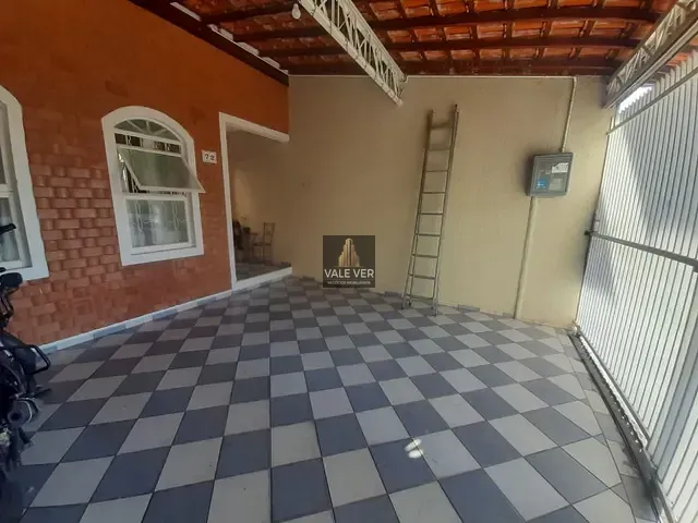 Casa com 125m² 2 quartos e 1 banheiro, à venda, no bairro Parque Residencial Flamboyant em São José dos Campos
