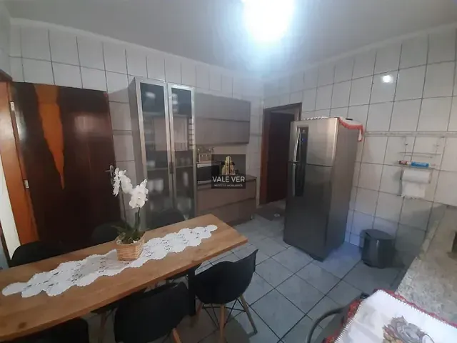 Casa com 125m² 2 quartos e 1 banheiro, à venda, no bairro Parque Residencial Flamboyant em São José dos Campos