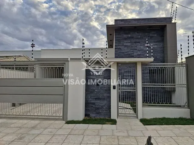 Casa com 300m² 3 quartos e 3 banheiros, à venda, no bairro Jardim Belo Horizonte em Sinop