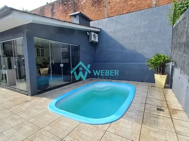 Casa 3 quartos e 3 banheiros, à venda, no bairro Boa Vista em Novo Hamburgo