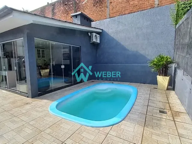 Casa 3 quartos e 3 banheiros, à venda, no bairro Boa Vista em Novo Hamburgo