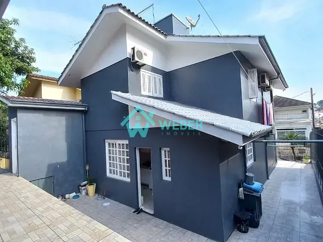 Casa 3 quartos e 3 banheiros, à venda, no bairro Boa Vista em Novo Hamburgo