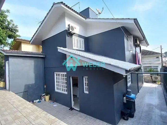 Casa 3 quartos e 3 banheiros, à venda, no bairro Boa Vista em Novo Hamburgo