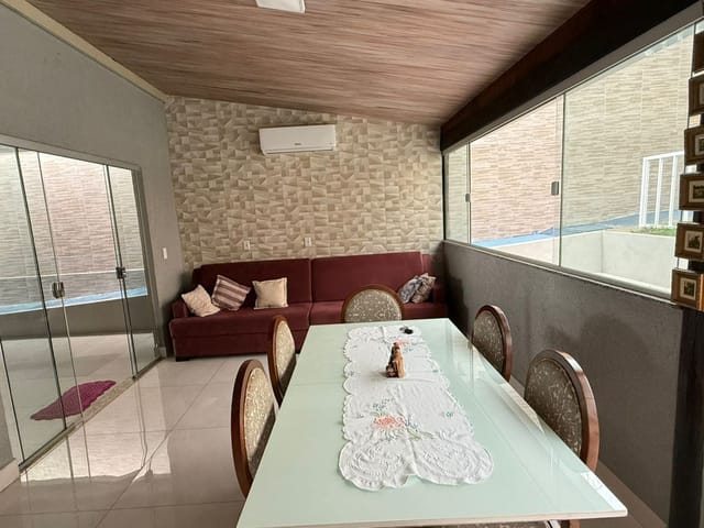 Casa com 420m² 3 quartos e 3 banheiros, à venda, no bairro Jardim Petrópolis em Goiânia