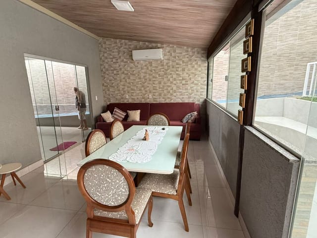 Casa com 420m² 3 quartos e 3 banheiros, à venda, no bairro Jardim Petrópolis em Goiânia