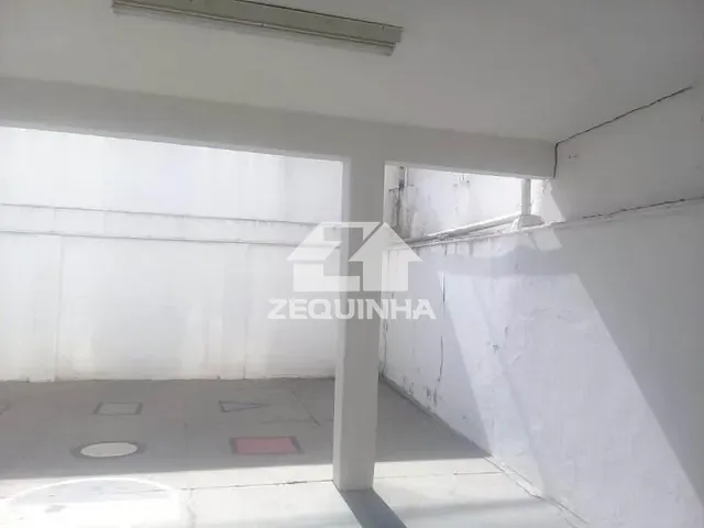 Casa com 173m² 5 quartos e 3 banheiros, à venda, no bairro Vila Campesina em Osasco