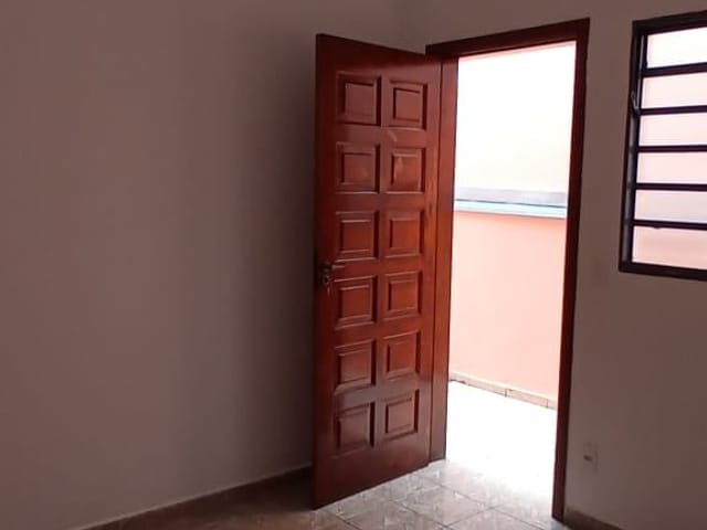 Casa com 185m² 1 quarto e 1 banheiro, para alugar, no bairro Jardim Morada do Sol em Indaiatuba