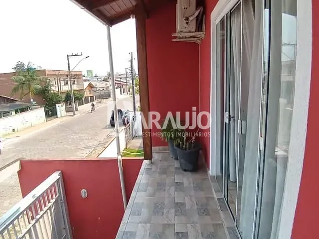 Casa com 432m² 2 quartos e 2 banheiros, à venda, no bairro São Vicente em Itajaí