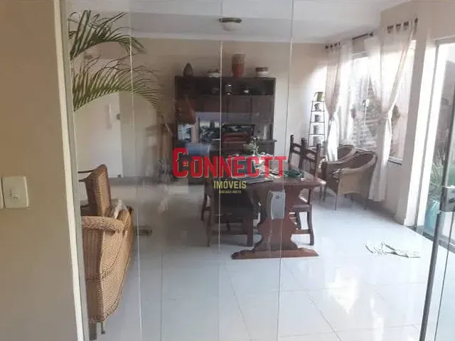 Casa com 250m² 3 quartos e 4 banheiros, à venda, no bairro Parque dos Bandeirantes em Ribeirão Preto