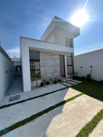 Casa 3 quartos e 1 banheiro, à venda, no bairro Parque Tarcisio Miranda em Campos dos Goytacazes