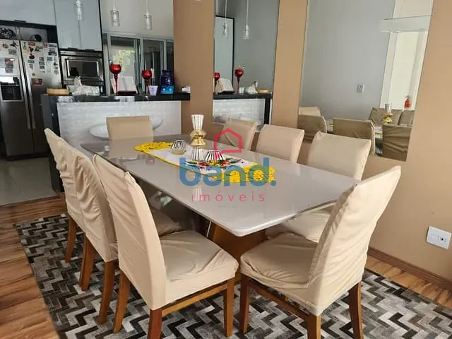 Casa com 350m² 3 quartos e 4 banheiros, à venda, no bairro Portal Ville Flamboyant em Porto Feliz