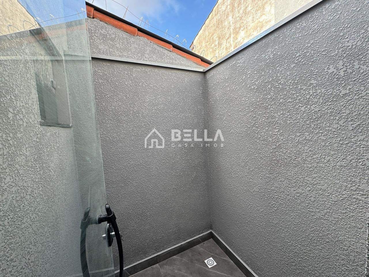 Casa à venda com 2 quartos, 87m² - Foto 2