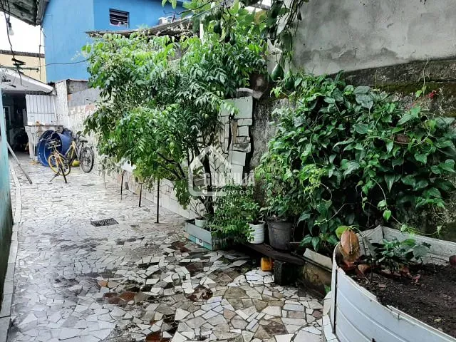 Casa com 369m² 2 quartos e 2 banheiros, à venda, no bairro Sítio Paecara (Vicente de Carvalho) em Guarujá