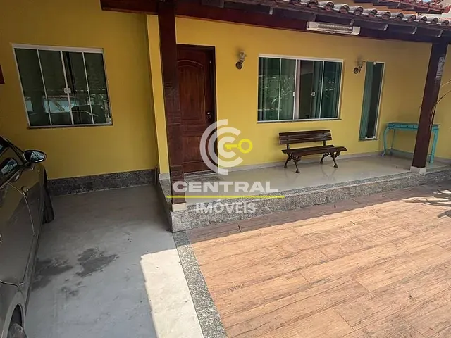 Casa com 180m² 3 quartos e 3 banheiros, para alugar, no bairro Santo Antônio (Manilha) em Itaboraí