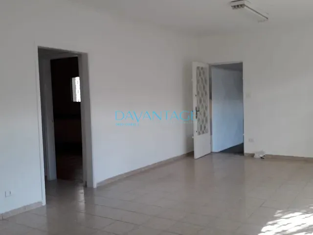 Casa 5 quartos e 3 banheiros, para alugar, no bairro Vila Romana em São Paulo