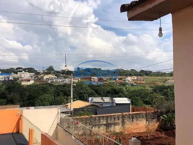 Casa 3 quartos e 2 banheiros, à venda, no bairro Portal de Versalhes 2 em Londrina