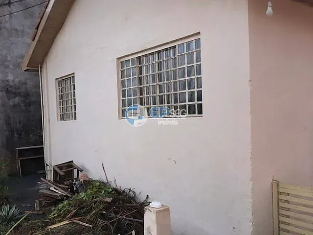 Casa 3 quartos e 2 banheiros, à venda, no bairro Portal de Versalhes 2 em Londrina