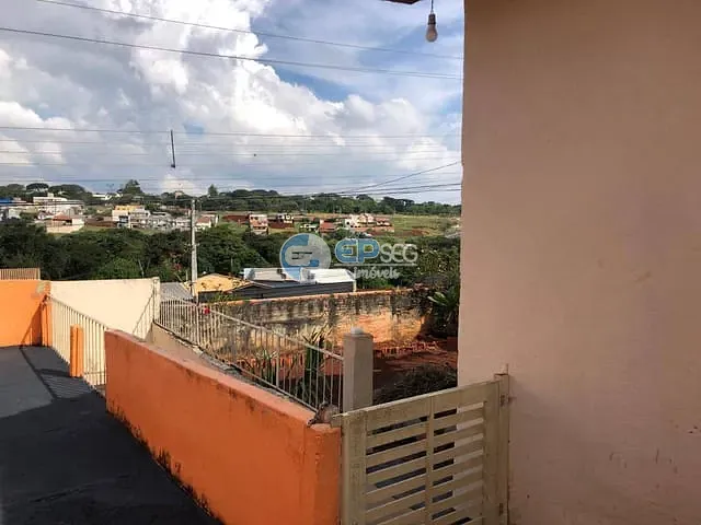 Casa 3 quartos e 2 banheiros, à venda, no bairro Portal de Versalhes 2 em Londrina