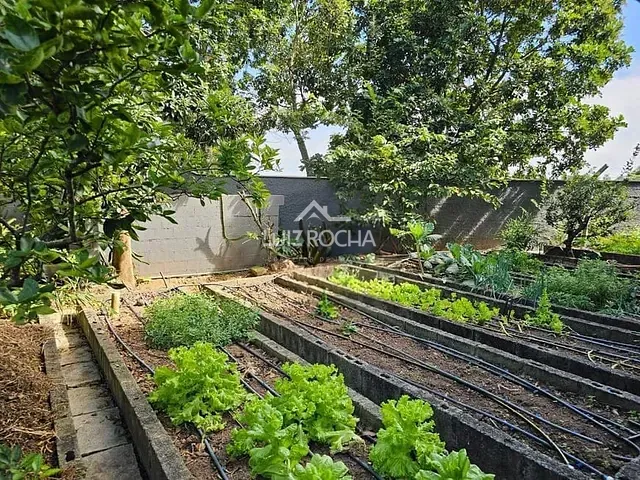 Casa com 1000m² 5 quartos e 7 banheiros, à venda, no bairro Jardim Passárgada I em Cotia