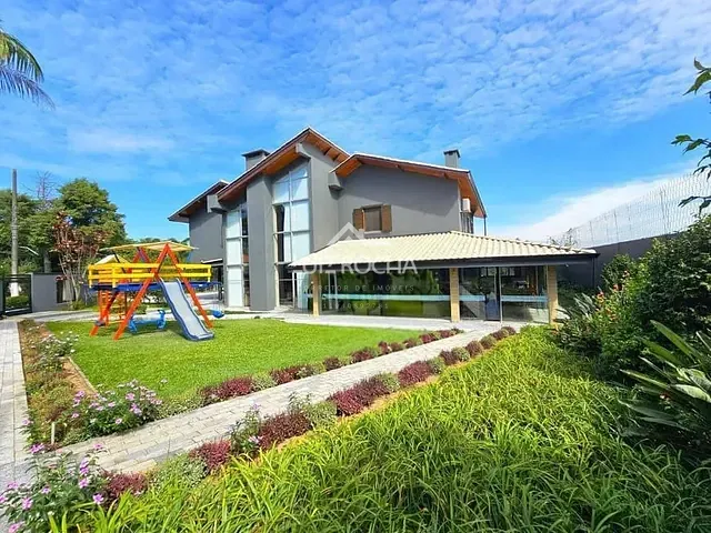 Casa com 1000m² 5 quartos e 7 banheiros, à venda, no bairro Jardim Passárgada I em Cotia