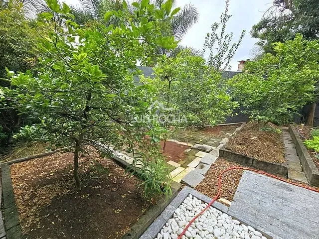 Casa com 1000m² 5 quartos e 7 banheiros, à venda, no bairro Jardim Passárgada I em Cotia