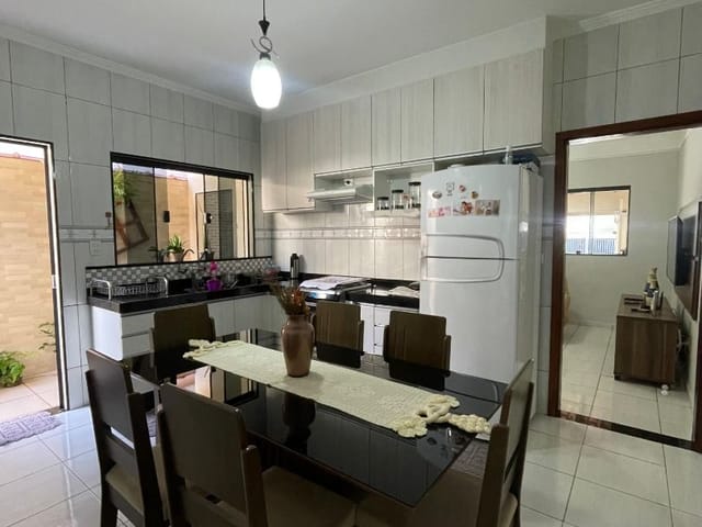 Casa com 150m² 3 quartos e 2 banheiros, à venda, no bairro Jardim Laudissi em Santa Bárbara D'Oeste