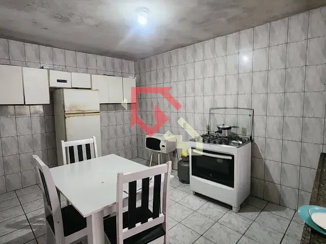 Casa 3 quartos e 2 banheiros, à venda, no bairro Guapituba em Ribeirão Pires