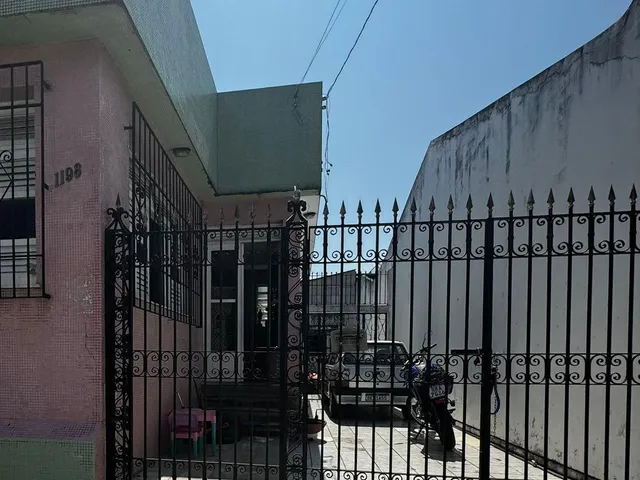 Casa com 225m² 5 quartos e 4 banheiros, à venda, no bairro Cirurgia em Aracaju
